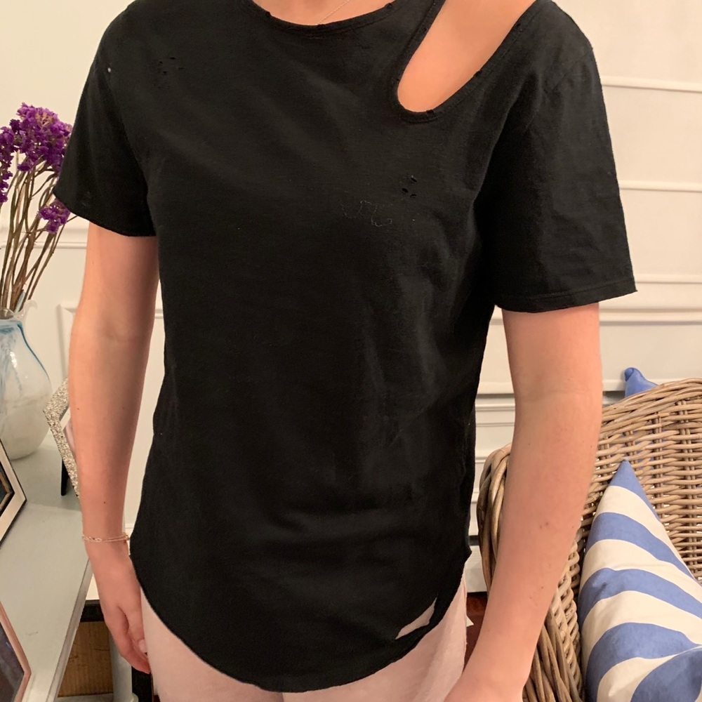 Women’s shirt